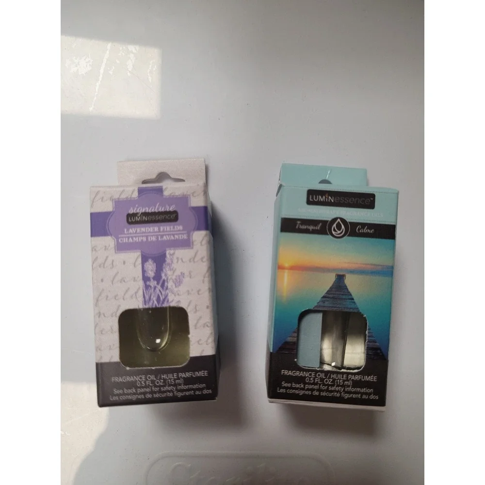 NuvoMed Flame Effect Aromatherapy Diffuser Humidifier‎ LED Lights Remote Oils